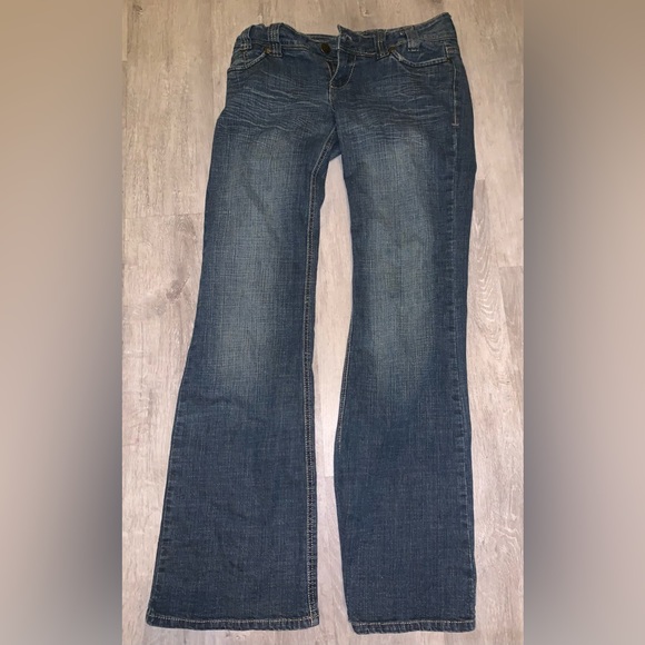 Low Rise Flare Jeans - Picture 2 of 4